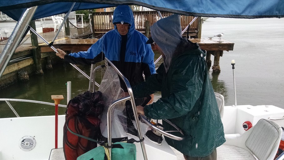 Boating? to Lunch at Sunset Grill